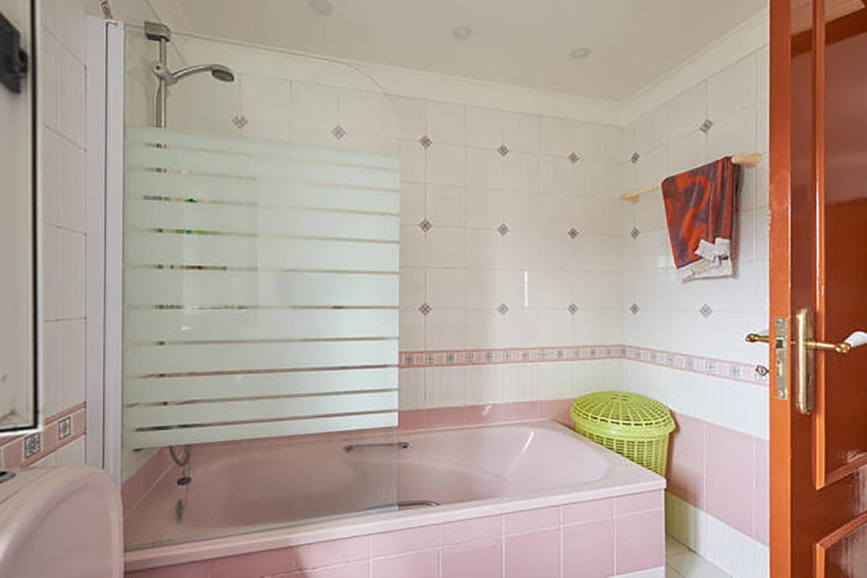 Sun House Iii - Near Sintra - Kitchen - Pool * Mem Martins